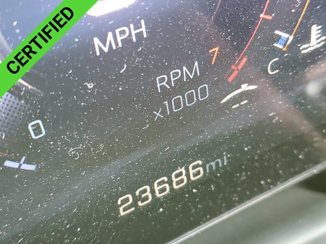 Used 2024 Chevrolet Traverse LT image 13