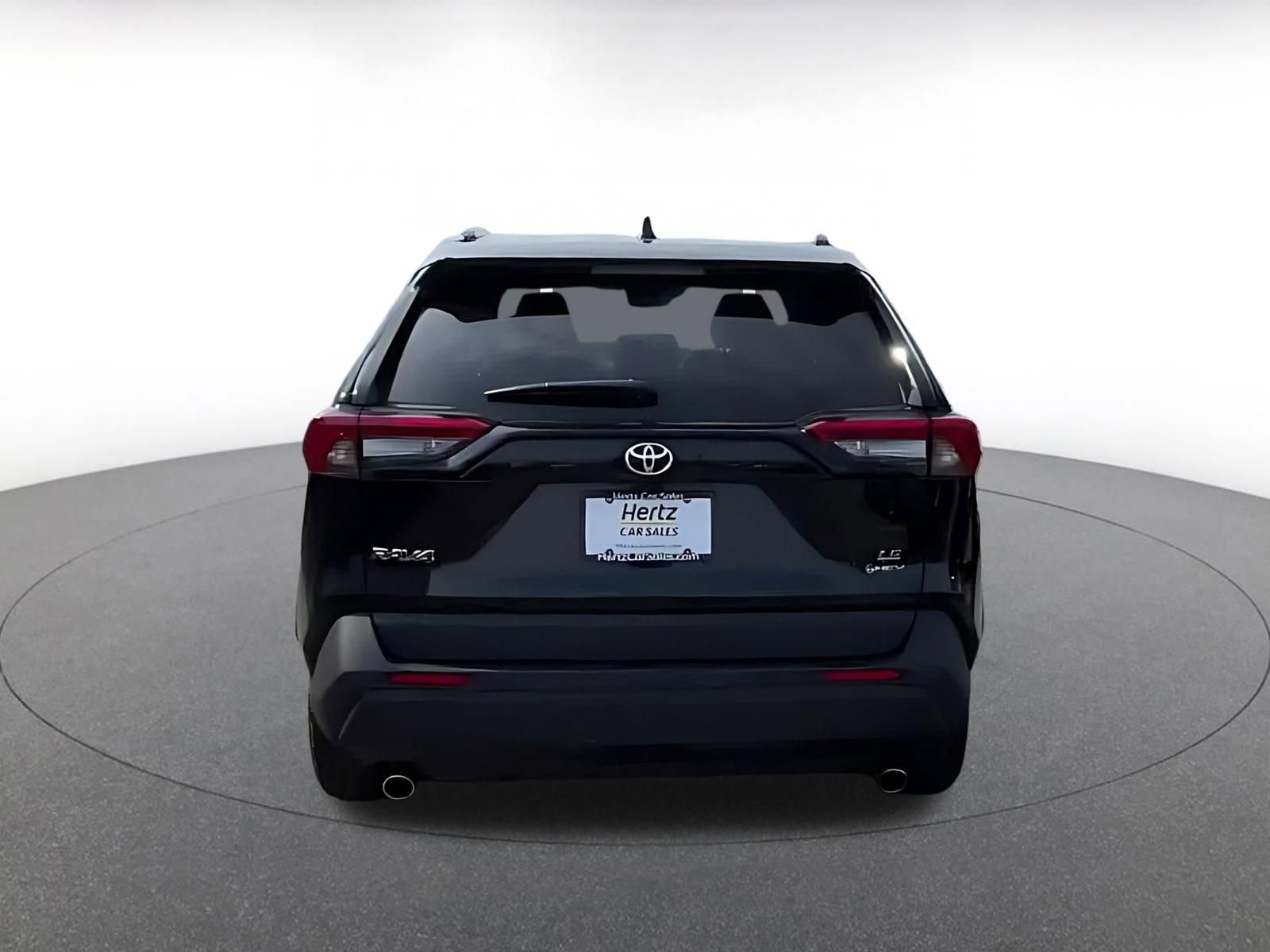 Used 2025 Toyota RAV4 LE image 12