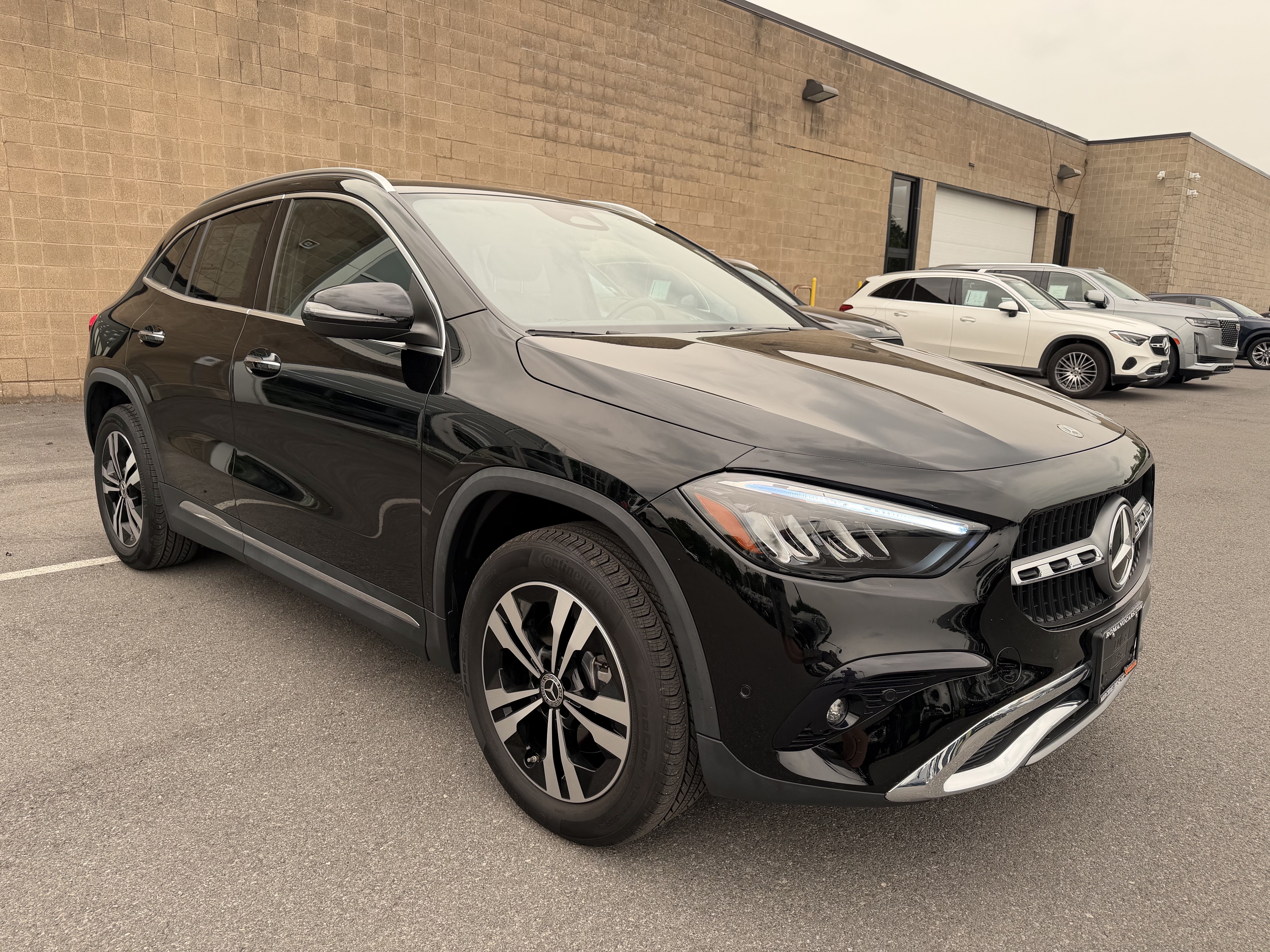 Certified 2025 Mercedes-Benz GLA 250 4MATIC image 2