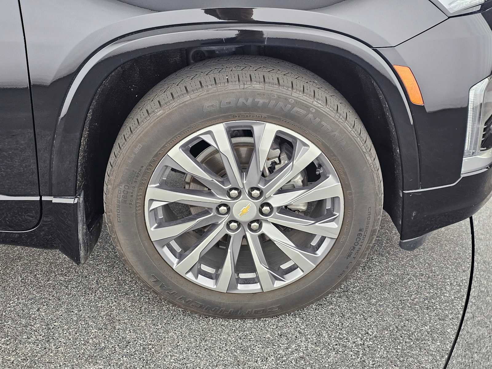 Used 2023 Chevrolet Traverse Premier image 9