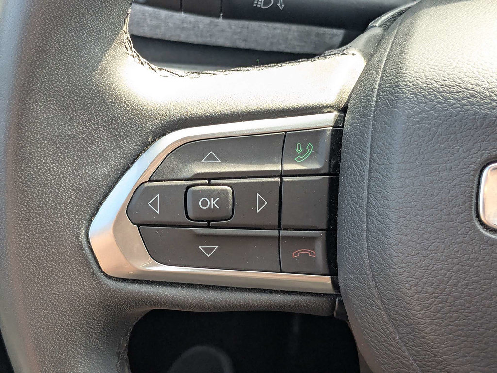 Certified 2024 Jeep Compass Latitude AWD/4WD image 22