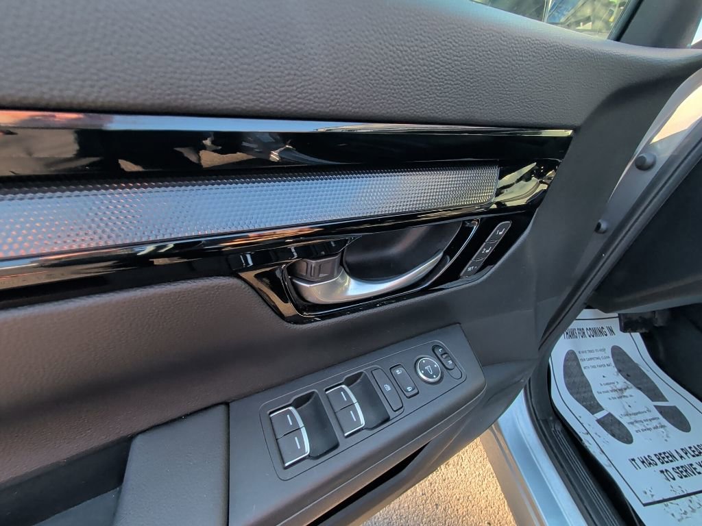 Used 2023 Honda CR-V Sport Touring image 11