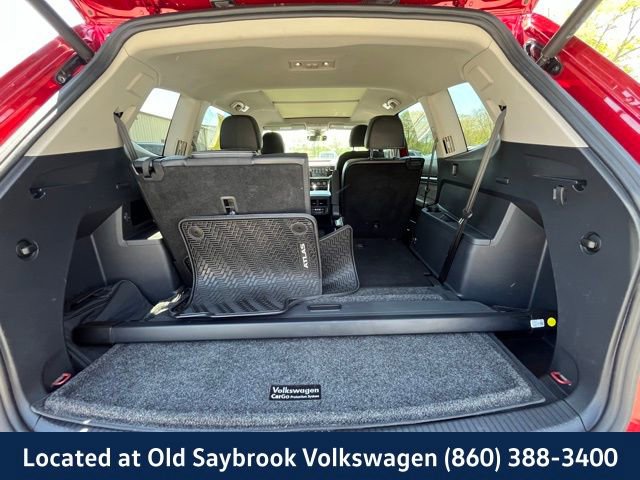 Used 2022 Volkswagen Atlas SEL Premium image 18