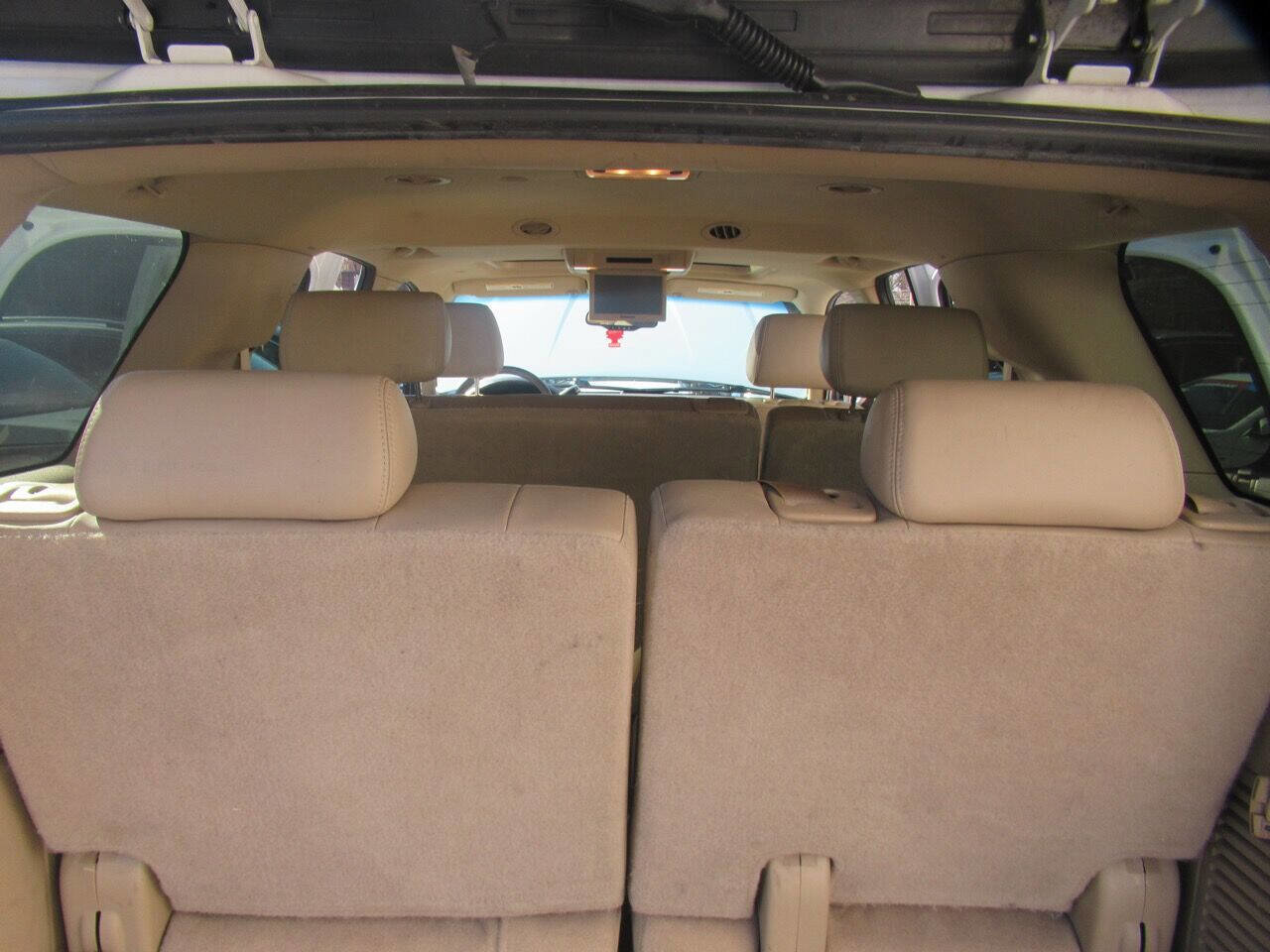 Used 2009 GMC Yukon 4WD Hybrid image 14