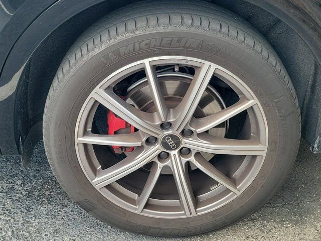 Used 2023 Audi SQ5 Premium Plus w/ Premium Plus Package image 4