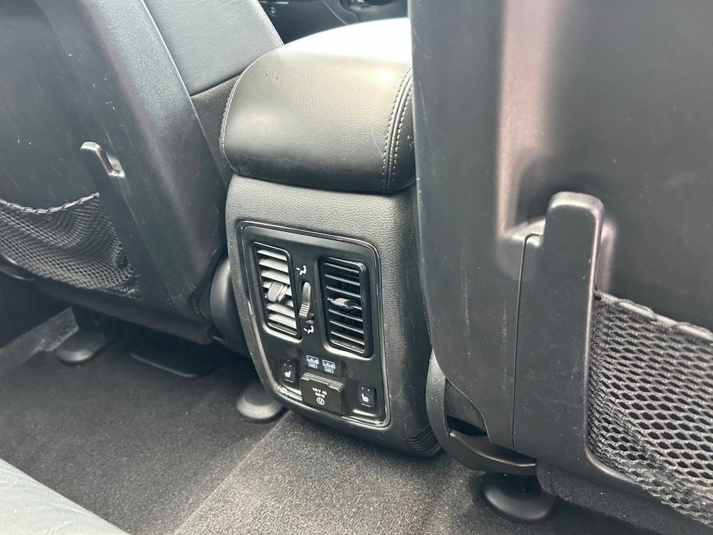 Used 2021 Jeep Grand Cherokee Limited w/ Luxury Group II RWD image 47