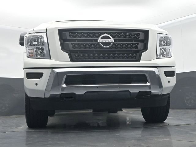 Used 2024 Nissan Titan SV w/ SV Convenience Package image 48