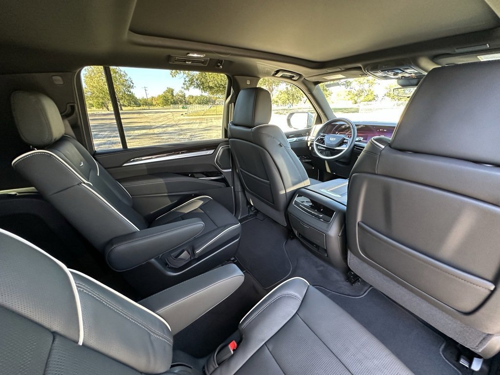 New 2026 Cadillac Escalade ESV Luxury w/ Touring Package image 29
