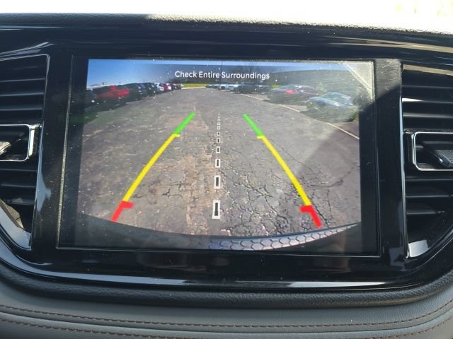 Used 2021 Dodge Durango R/T w/ Technology Group AWD/4WD image 15