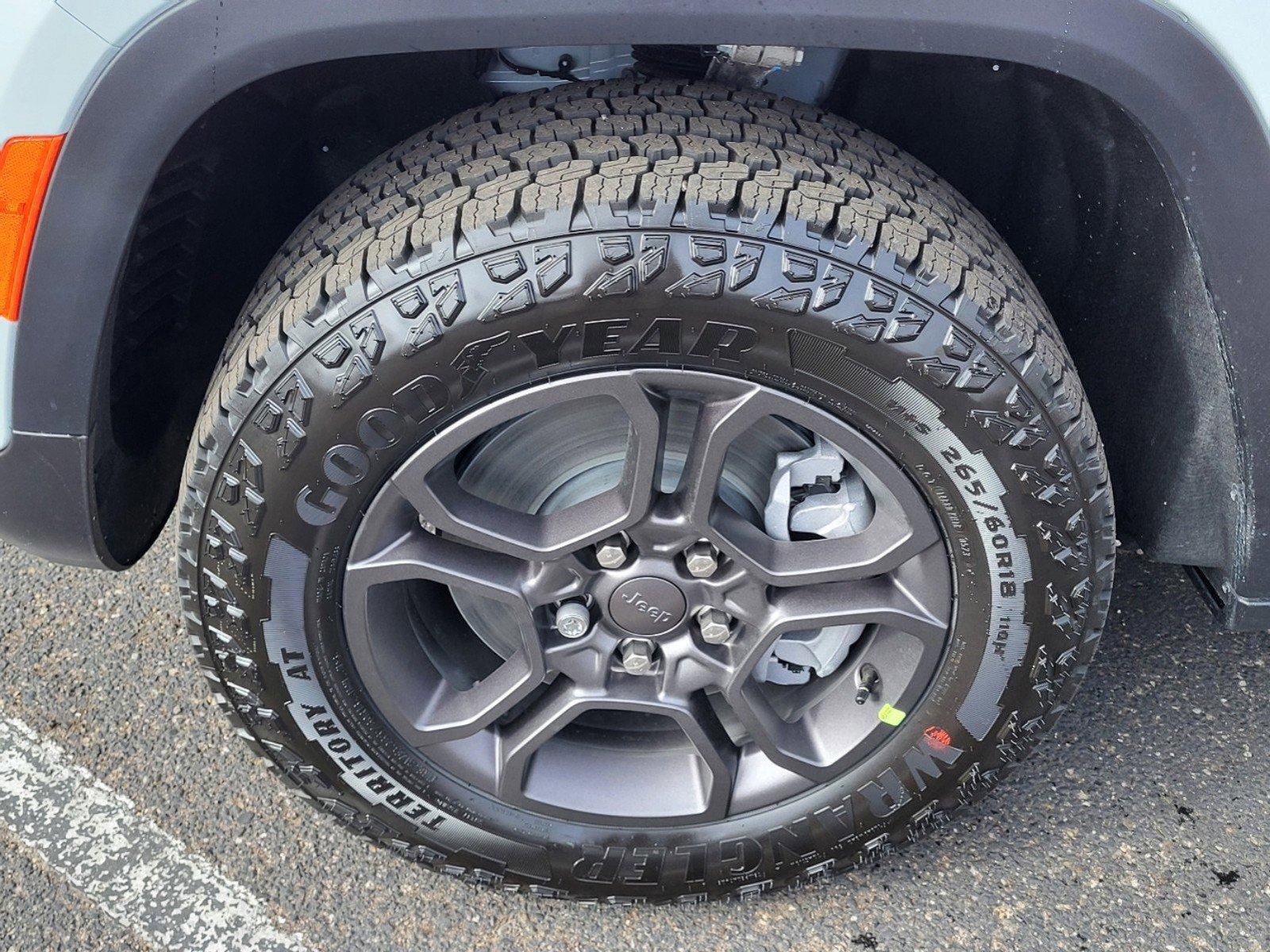 New 2024 Jeep Grand Cherokee Trailhawk AWD/4WD image 31