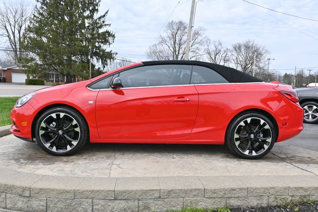 Used 2018 Buick Cascada Sport Touring w/ Dark Effects Package image 8