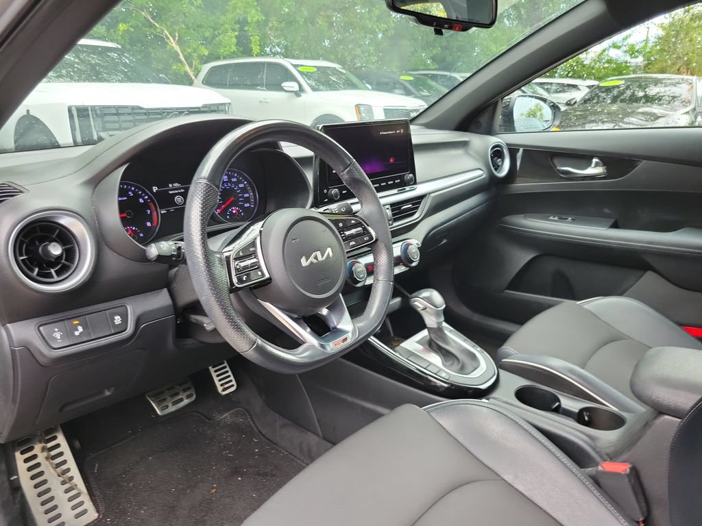 Certified 2023 Kia Forte GT-Line FWD image 12