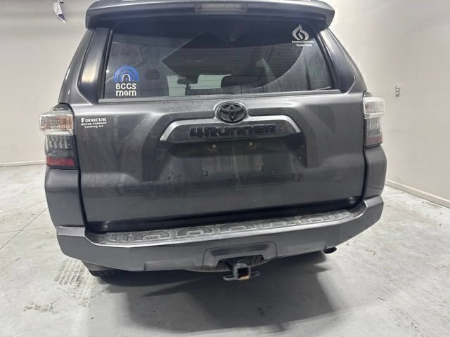 Used 2020 Toyota 4Runner SR5 Premium w/ Moonroof Package RWD image 6