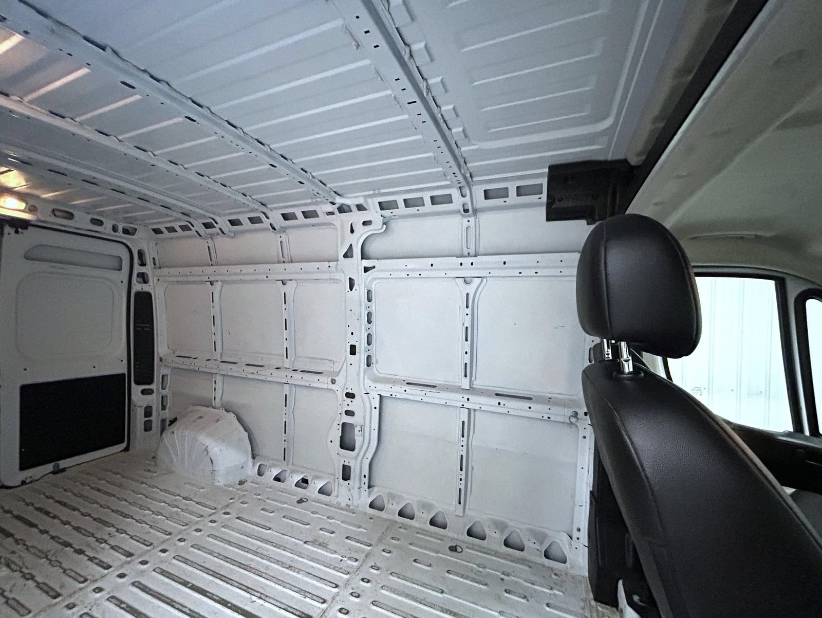 Used 2023 RAM ProMaster 2500 FWD image 17