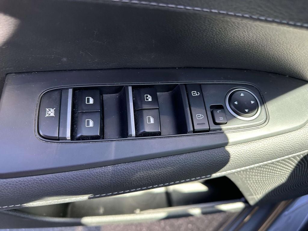 Certified 2024 Kia Forte GT-Line w/ GT-Line Premium Package FWD image 17