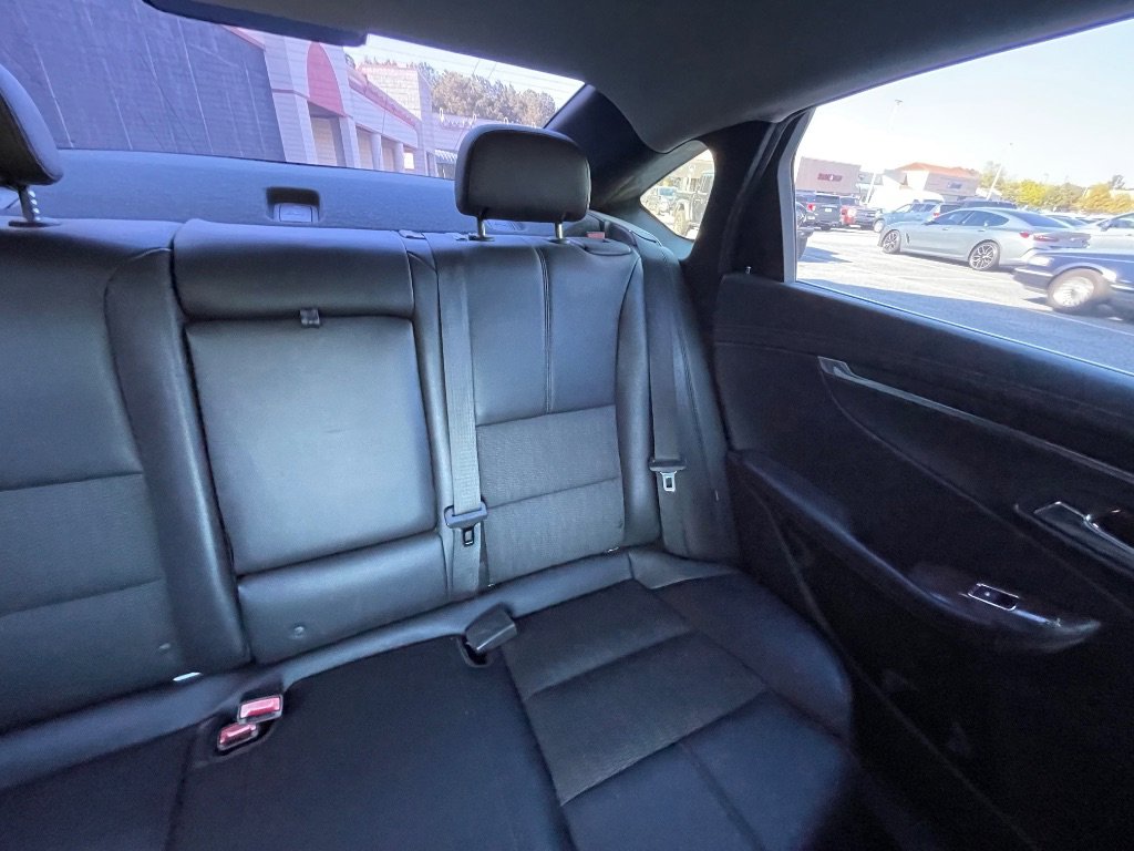 Used 2015 Chevrolet Impala LT FWD image 44