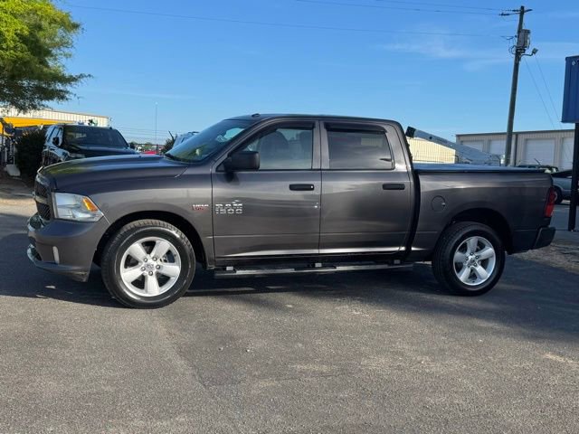 Used 2015 RAM 1500 Express RWD image 4