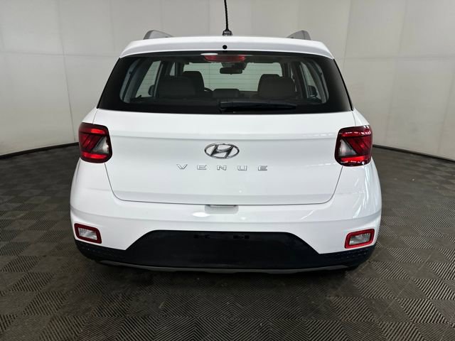 Certified 2023 Hyundai Venue SEL image 4