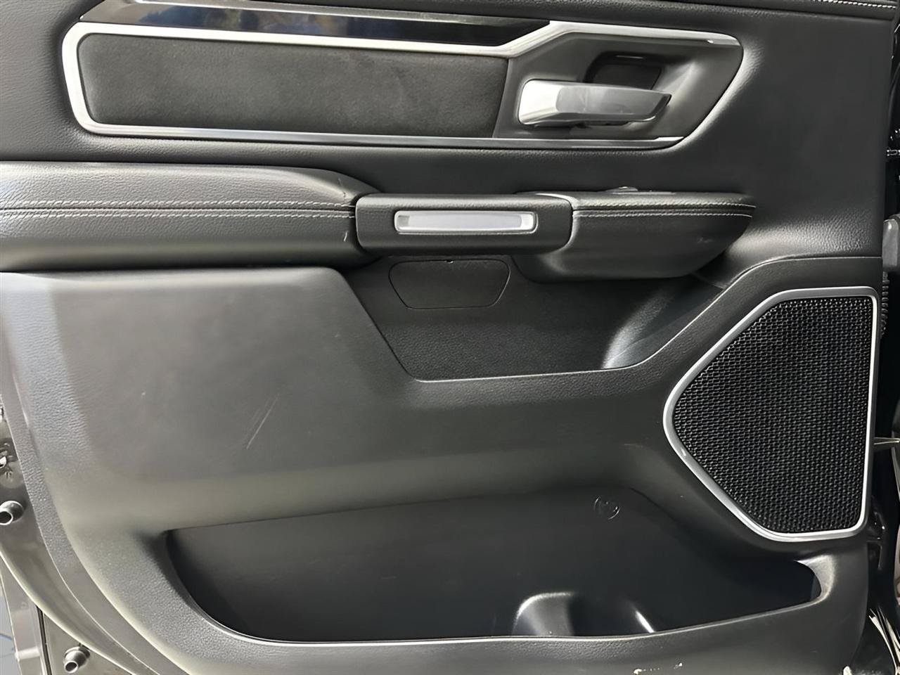Used 2020 RAM 1500 Laramie w/ Sport Appearance Package AWD/4WD image 22