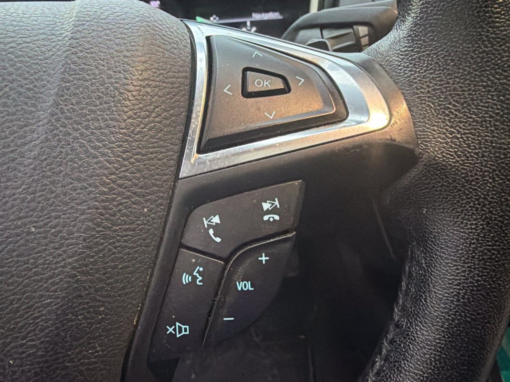 Used 2019 Ford Fusion Titanium AWD/4WD image 14
