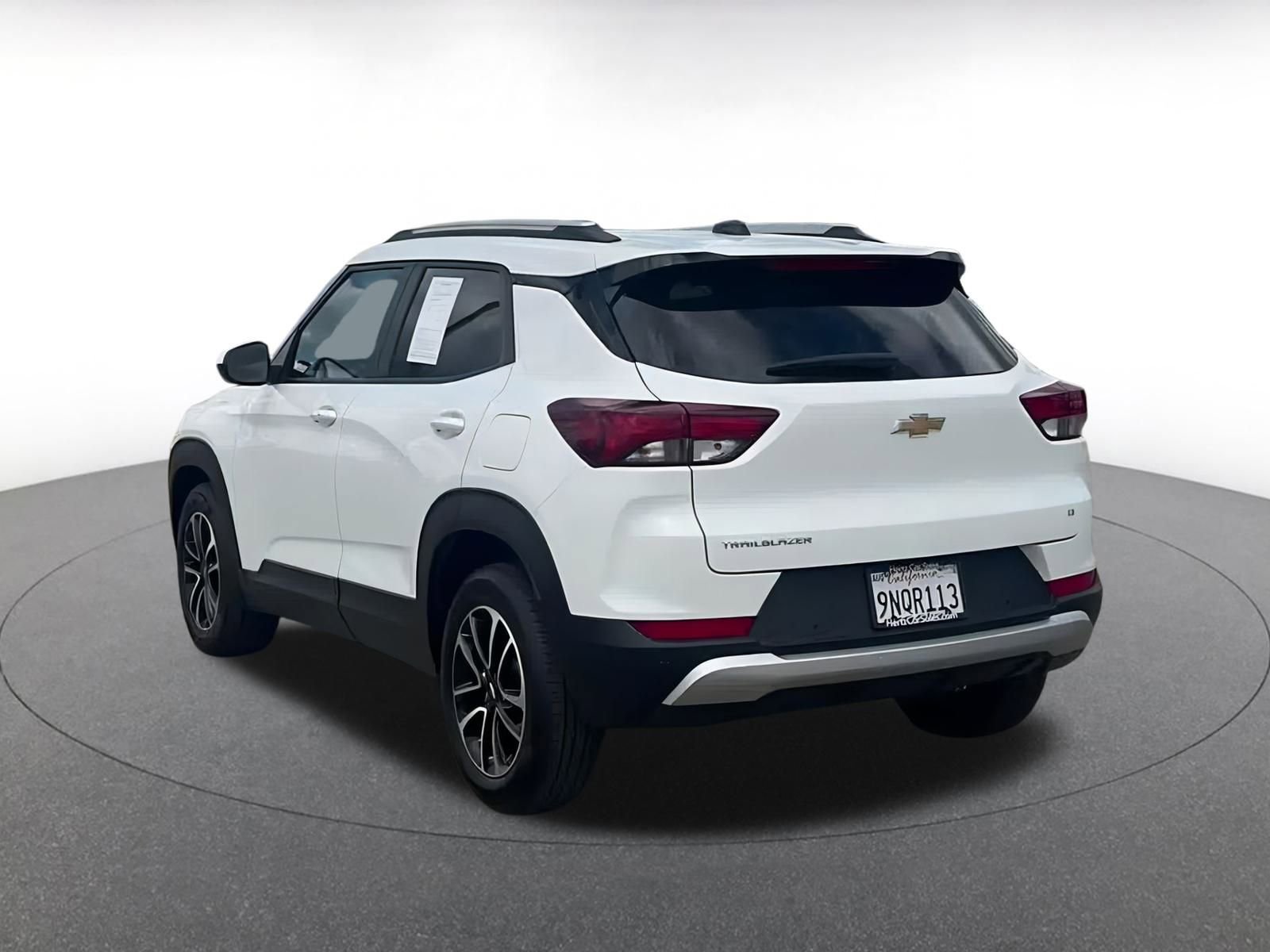 Used 2024 Chevrolet TrailBlazer LT w/ Driver Confidence Package image 11