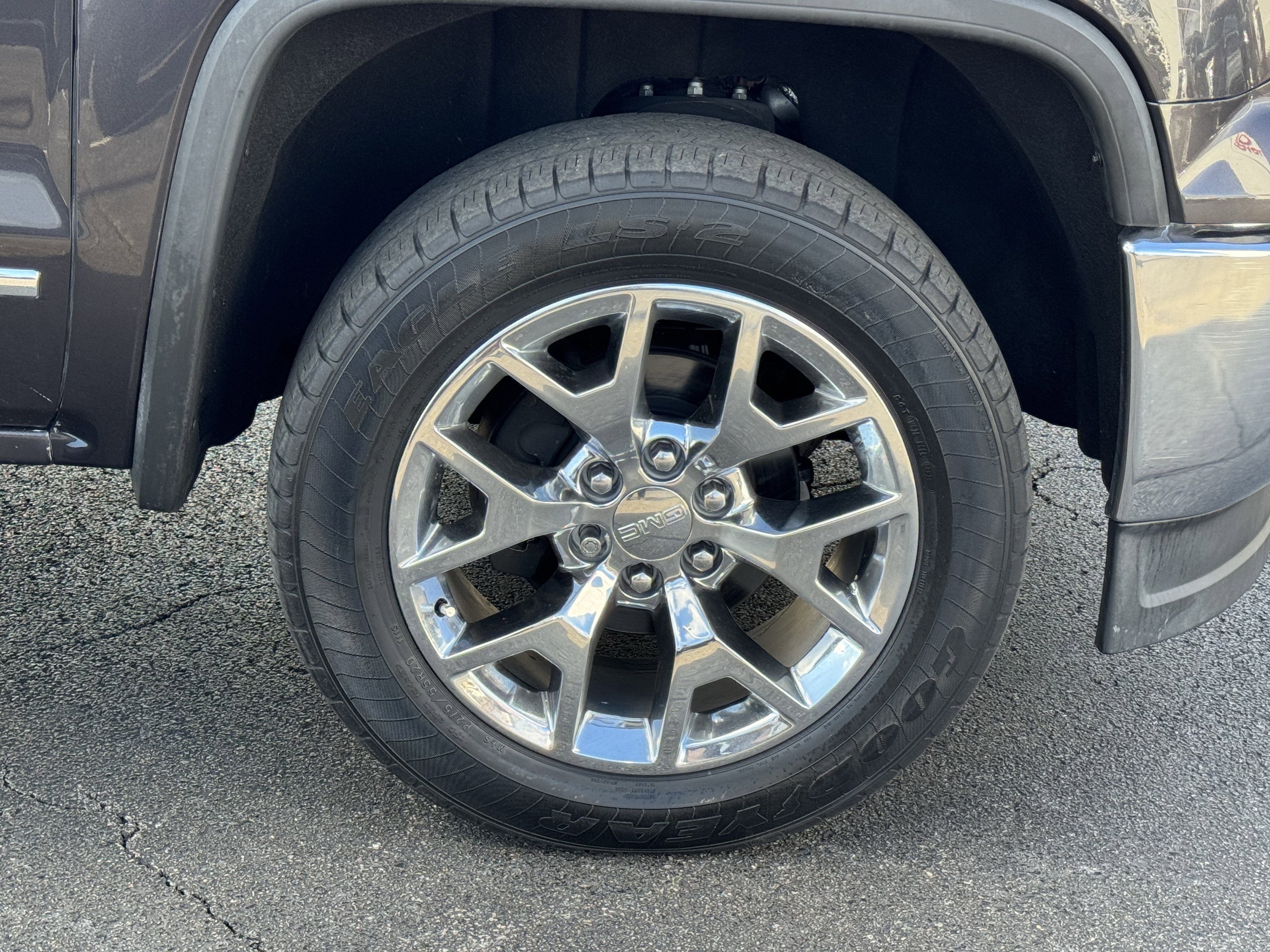 Used 2014 GMC Sierra 1500 SLT w/ SLT Crew Cab Value Package image 17