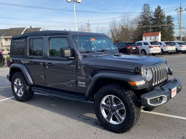 Used 2020 Jeep Wrangler Unlimited Sahara w/ Cold Weather Group AWD/4WD image 7