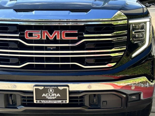 Used 2023 GMC Sierra 1500 SLT AWD/4WD image 9