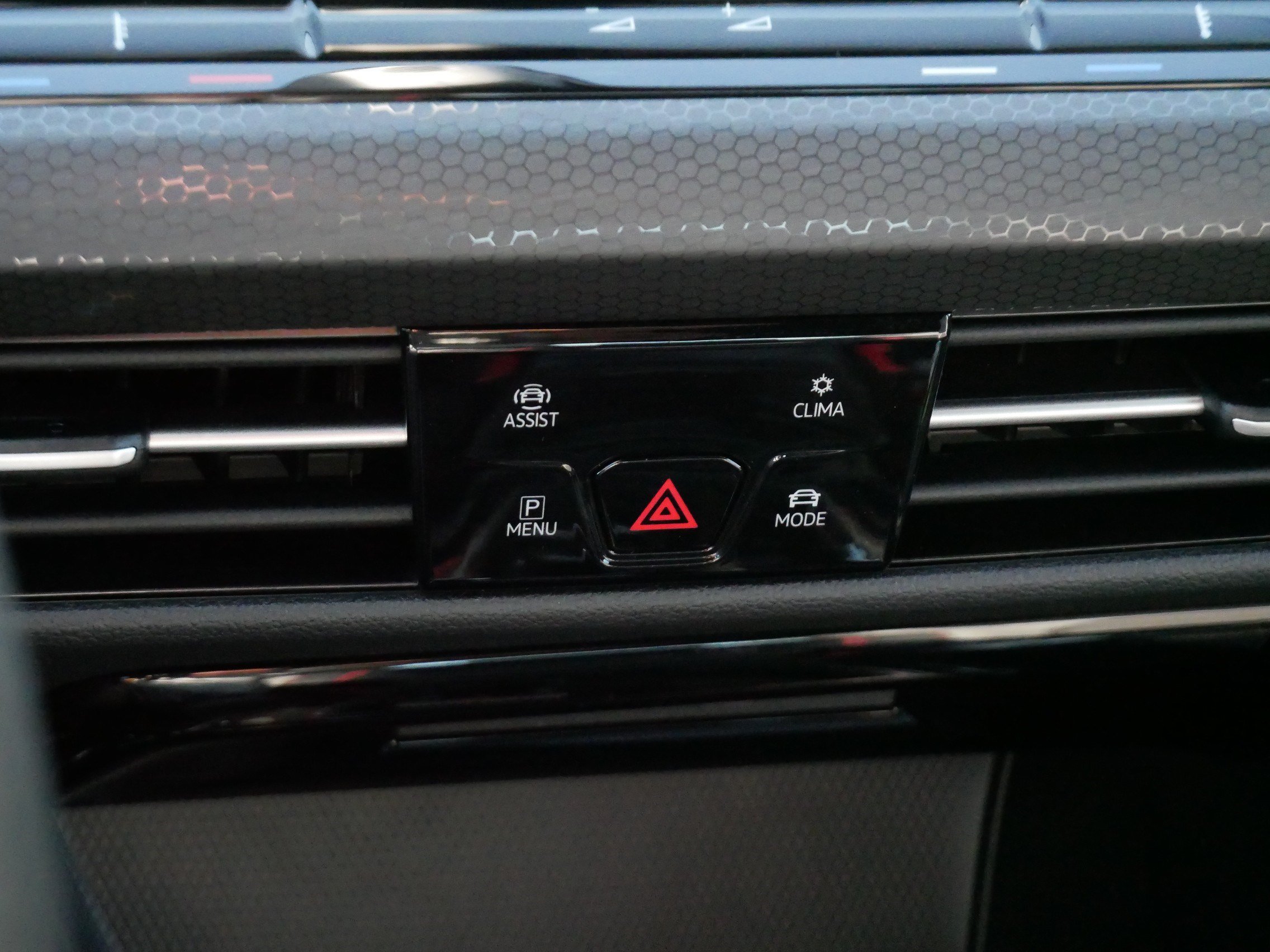 Used 2024 Volkswagen GTI Autobahn FWD image 23