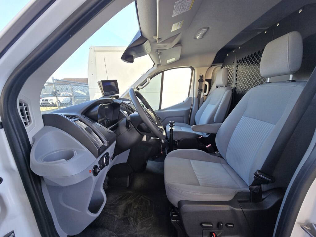 Used 2018 Ford Transit 350 148 Low Roof RWD image 17