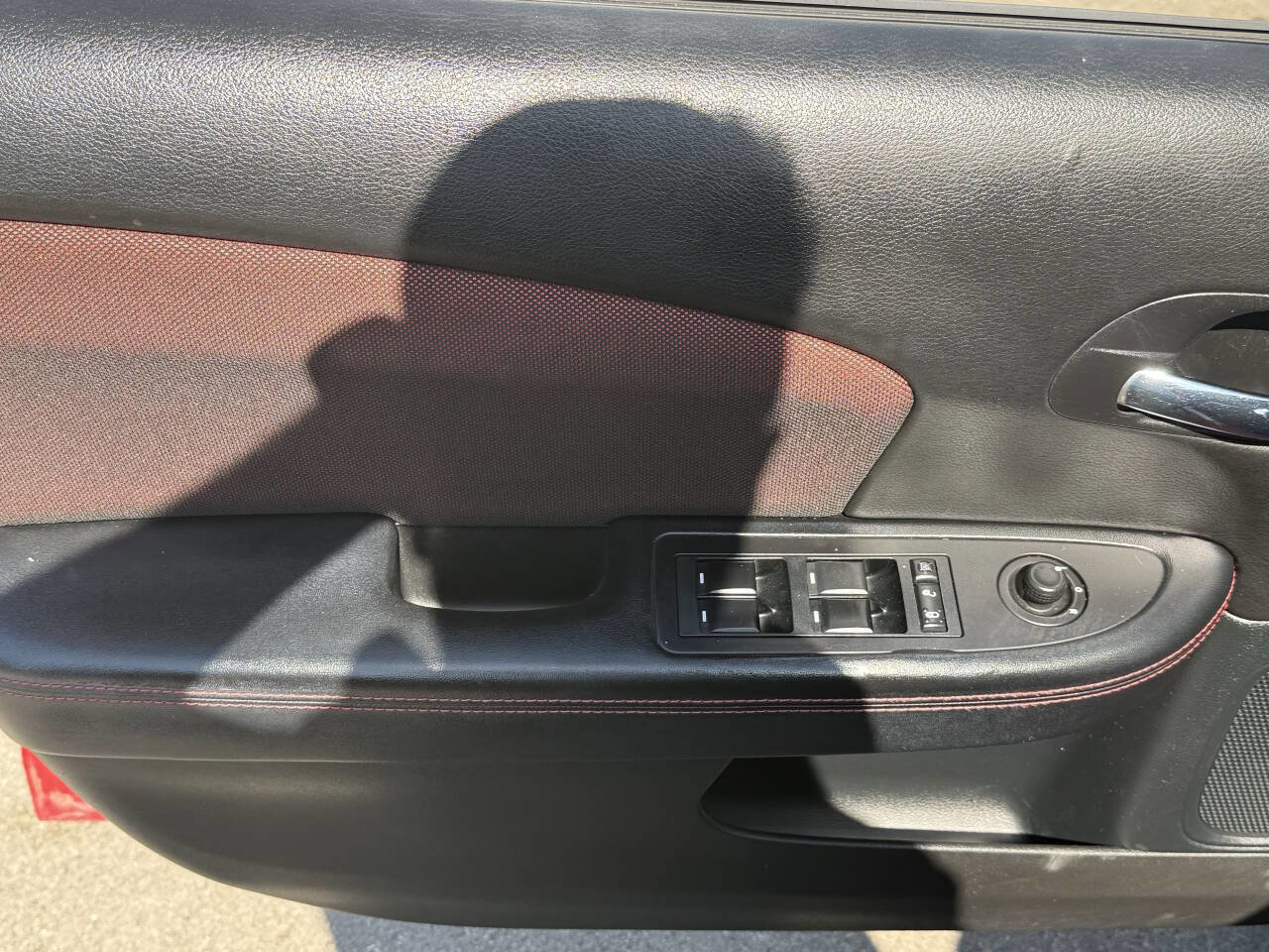 Used 2011 Dodge Avenger Heat FWD image 7