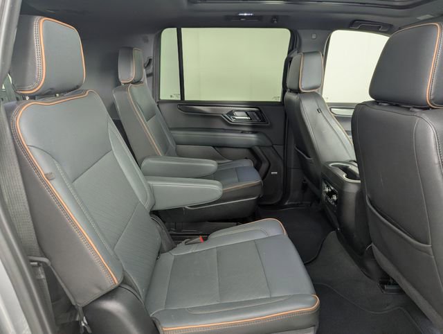 Used 2025 GMC Yukon XL AT4 w/ AT4 Premium Package AWD/4WD image 27