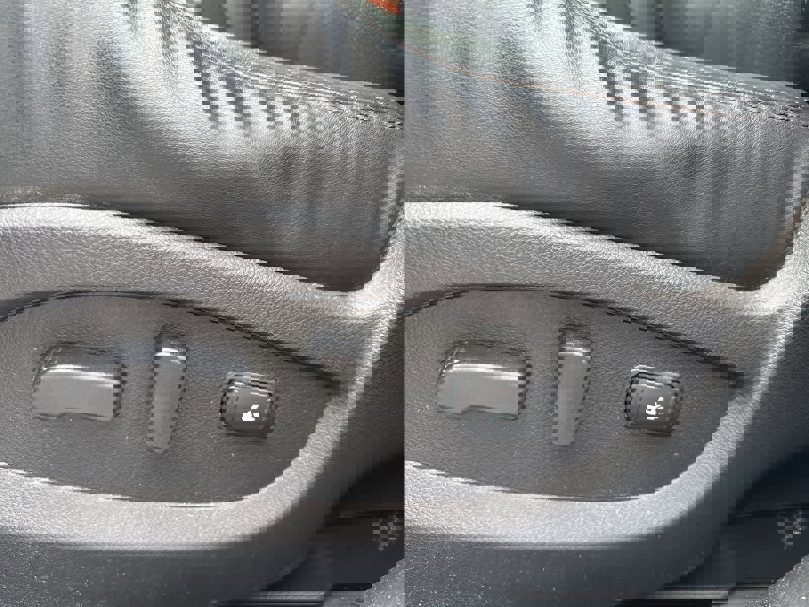 Used 2012 INFINITI FX35 AWD w/ Premium Pkg image 9