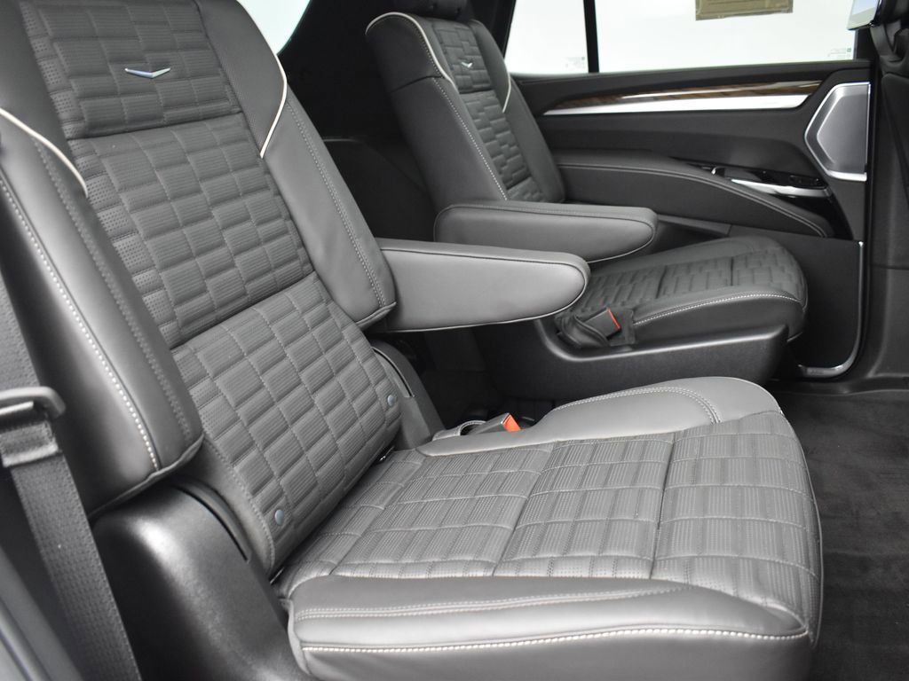 Certified 2026 Cadillac Escalade Platinum Sport w/ LPO, ONYX Package image 35