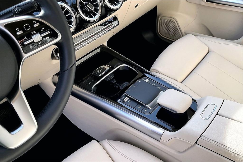 Certified 2022 Mercedes-Benz GLA 250 4MATIC image 14