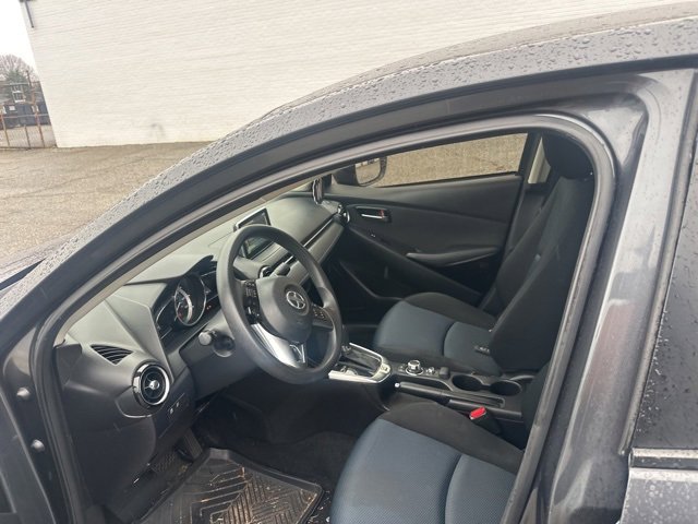 Used 2016 Scion iA image 9