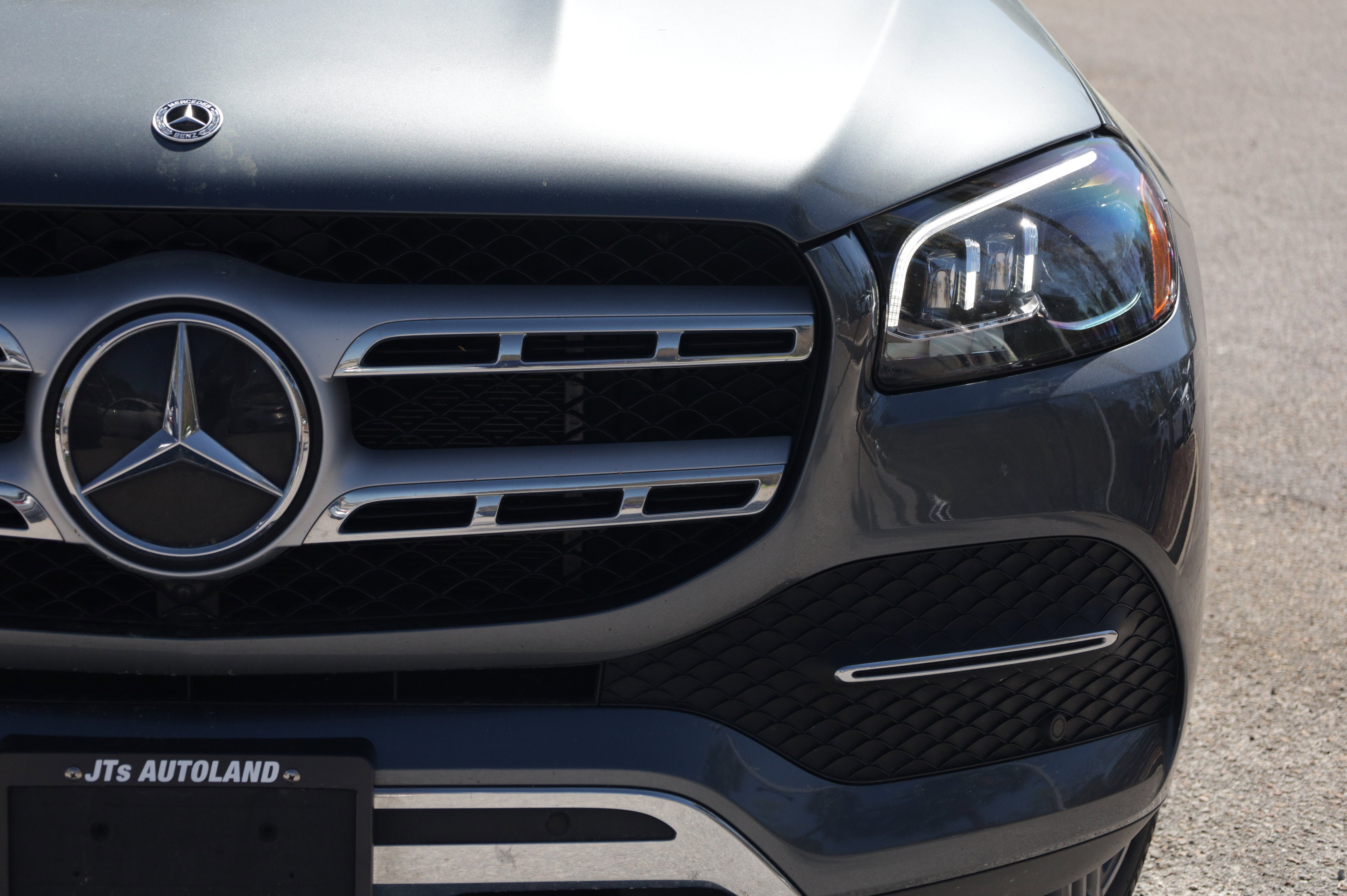 Used 2021 Mercedes-Benz GLS 450 4MATIC image 13