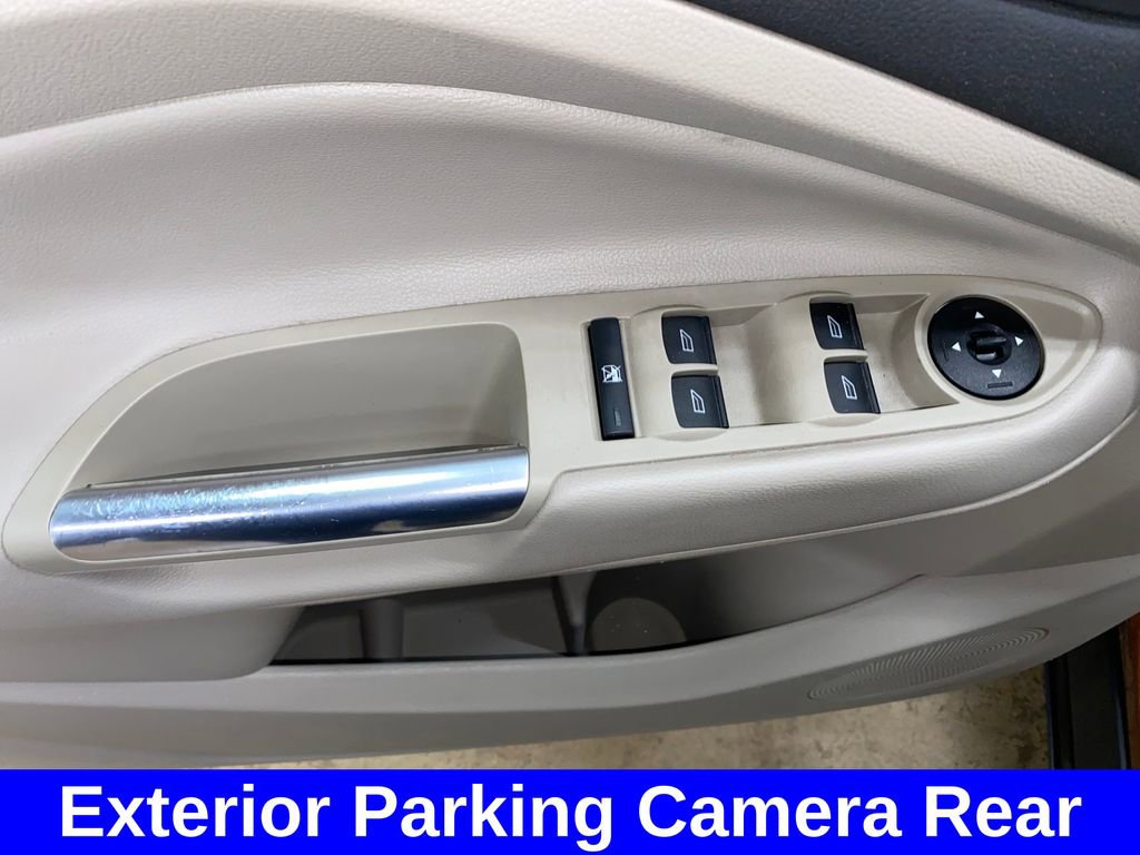 Used 2017 Ford Escape SE AWD/4WD image 9