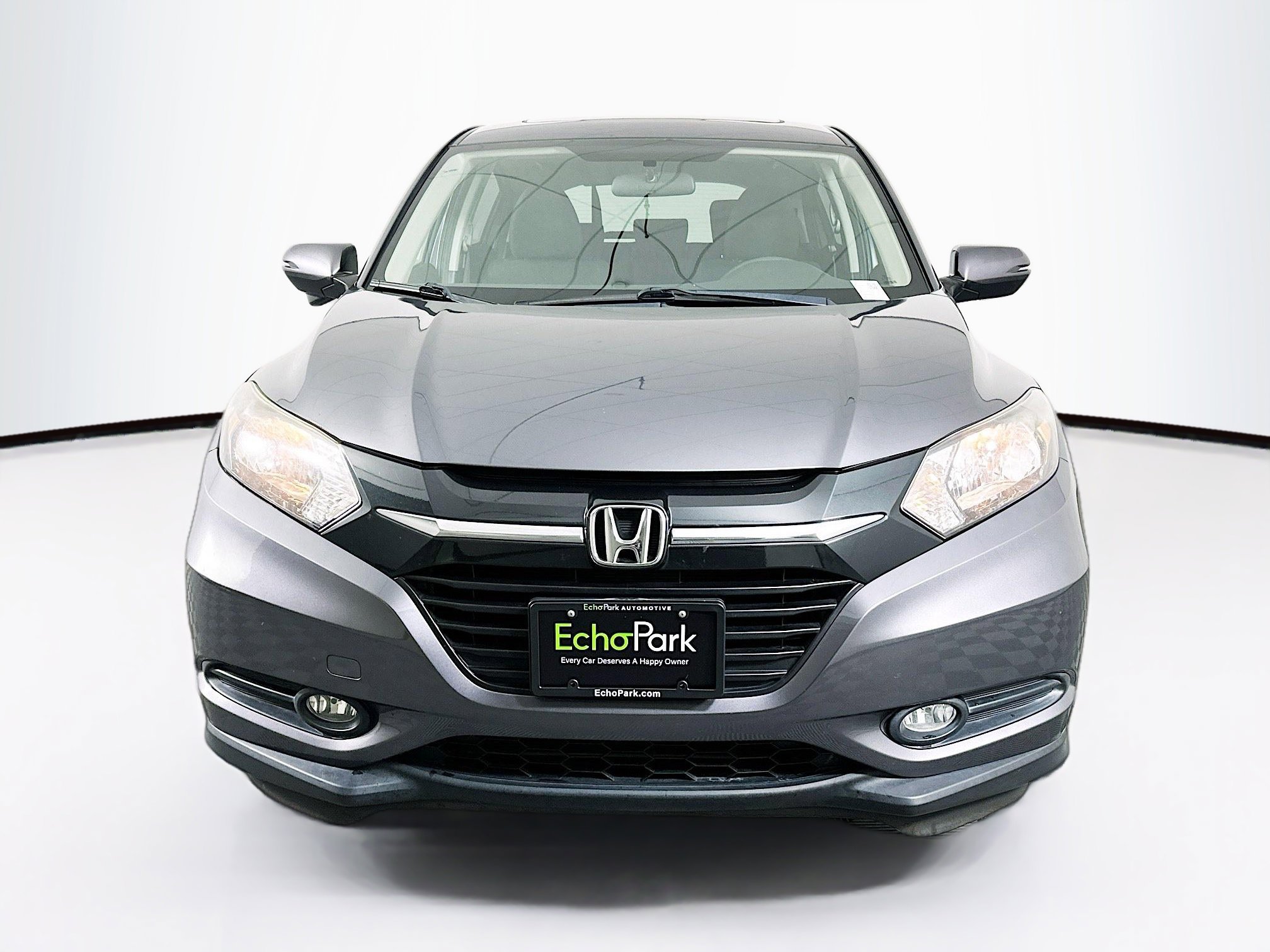 Used 2018 Honda HR-V EX image 2
