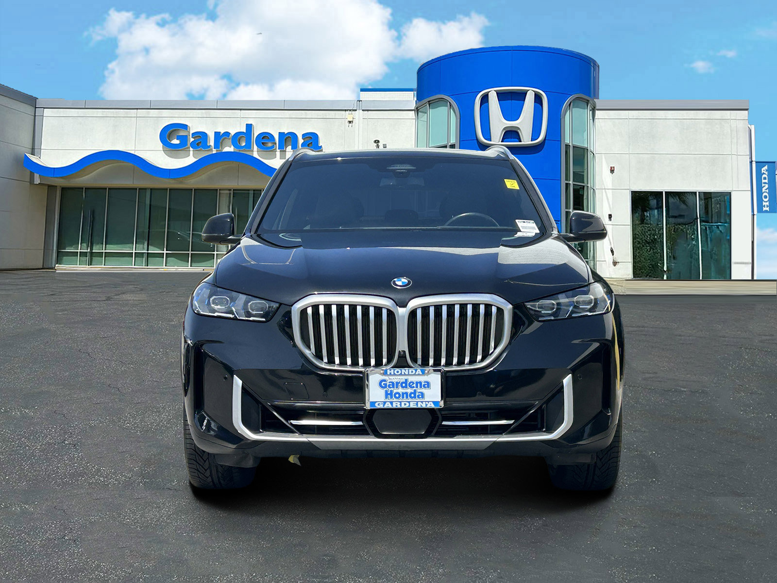 Used 2024 BMW X5 xDrive40i w/ Premium Package AWD/4WD image 2