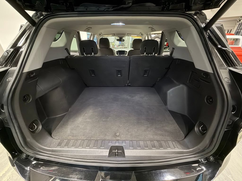 Used 2020 GMC Terrain SLE w/ Driver Convenience Package FWD image 45
