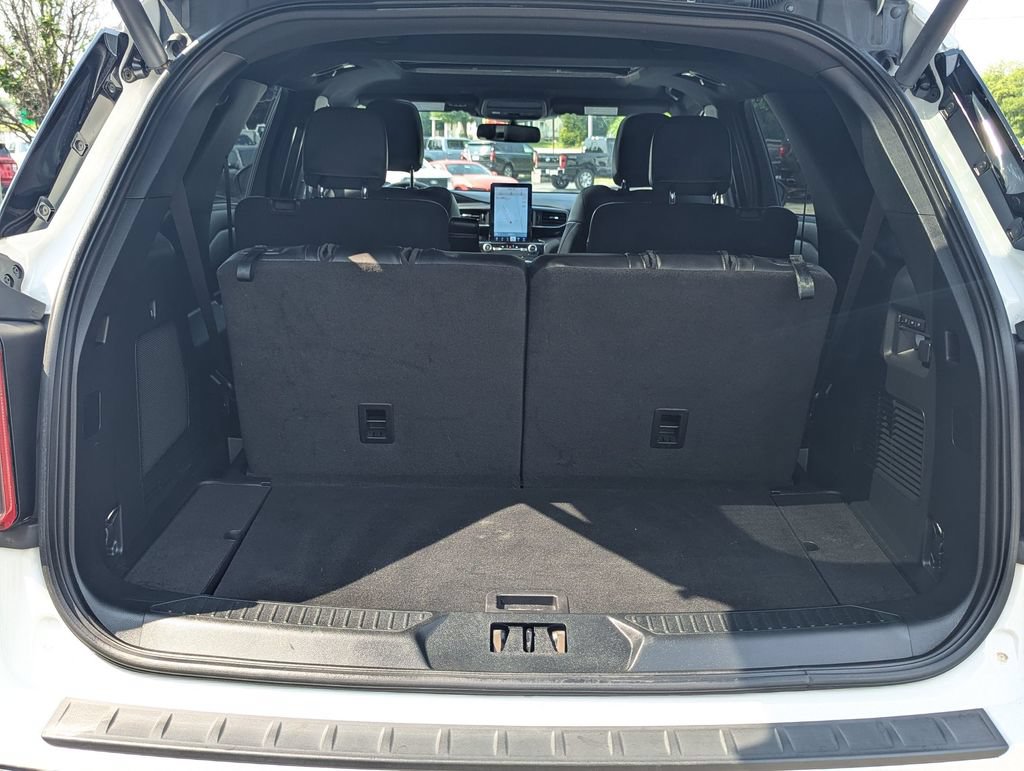 Used 2022 Ford Explorer ST w/ Equipment Group 401A AWD/4WD image 26