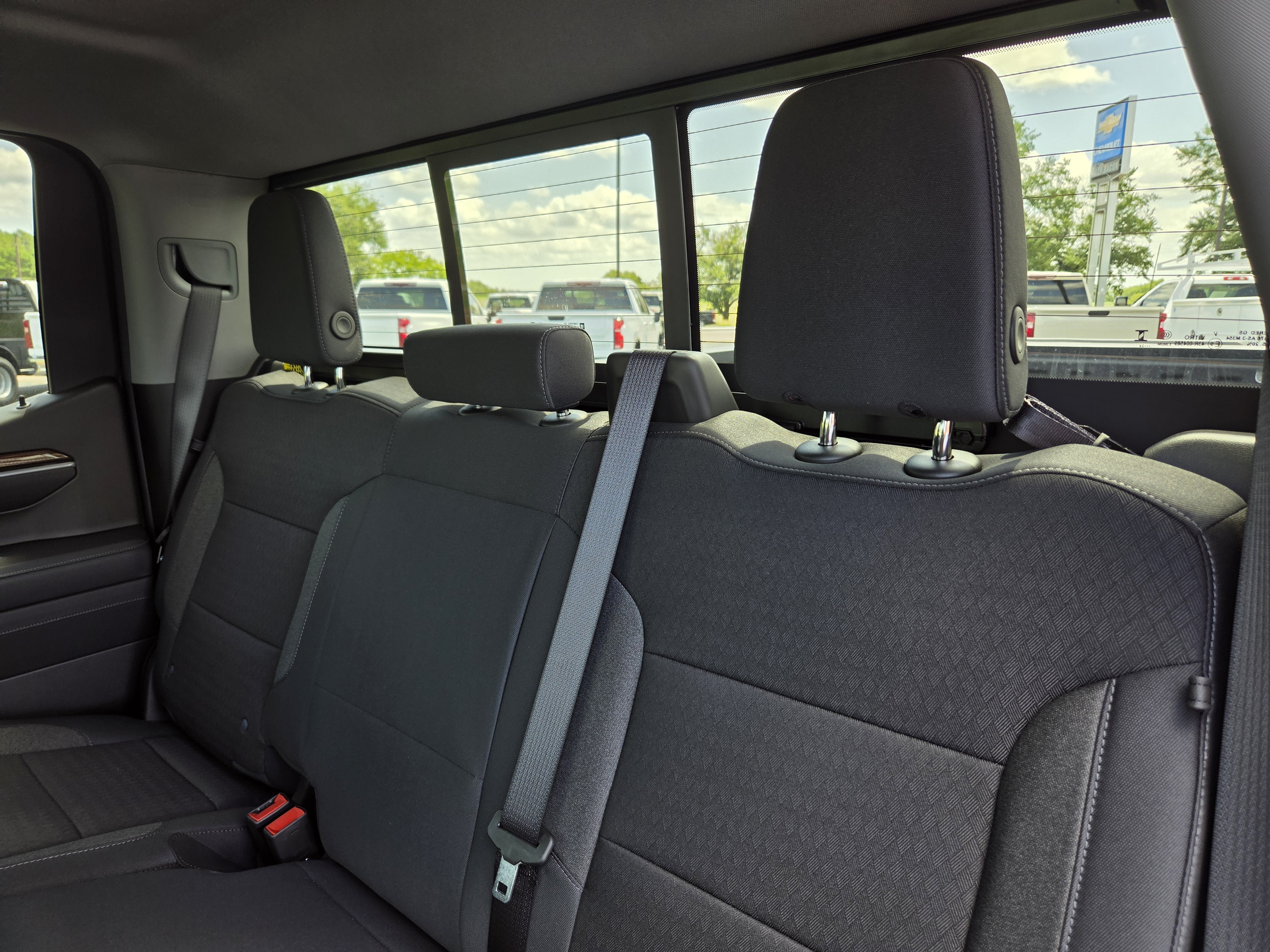 New 2026 Chevrolet Silverado 1500 LT Trail Boss w/ Safety Package AWD/4WD image 25