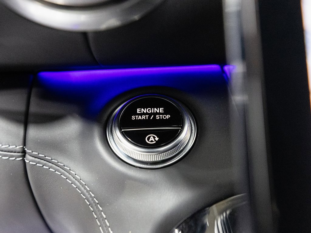 Used 2024 Mercedes-Benz SL 55 AMG 4MATIC image 17