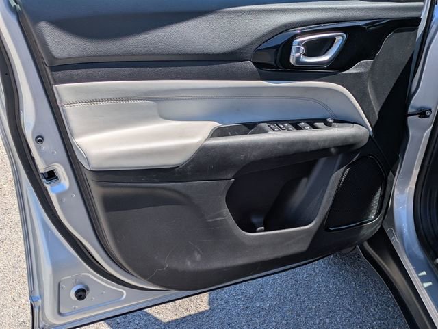 Used 2025 Jeep Compass Limited image 10