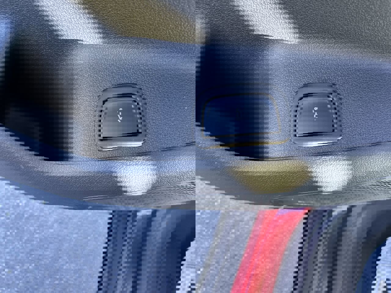 New 2026 Chevrolet Traverse LT w/ Midnight/Sport Edition image 23