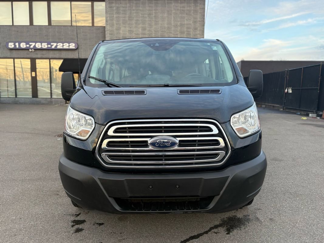 Used 2019 Ford Transit 350 XLT RWD image 2