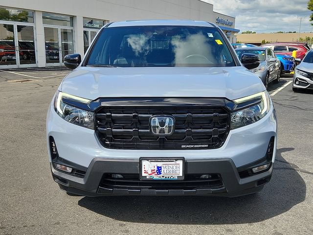 Used 2025 Honda Ridgeline Black Edition image 2