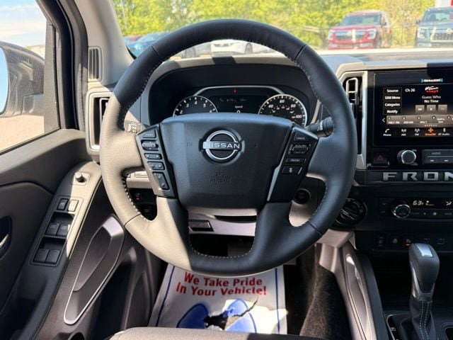 New 2026 Nissan Frontier SV w/ SV Convenience Package AWD/4WD image 21