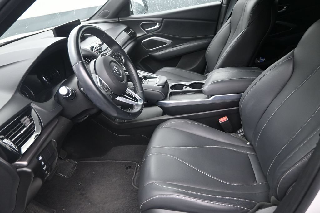 Used 2025 Acura RDX SH-AWD image 11